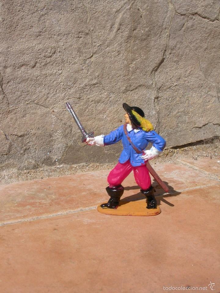 Figuras de goma y PVC: FIGURA JECSAN - Foto 1