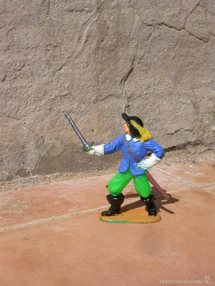 Figuras de goma y PVC: FIGURA JECSAN - Foto 1