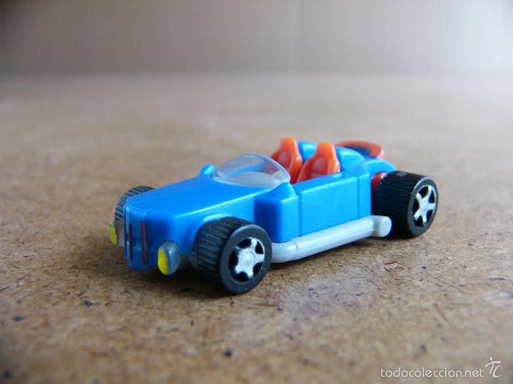 Figurines en Caoutchouc et PVC: Figura coche de carreras Kinder Sorpresa - Firmado MPG DE065