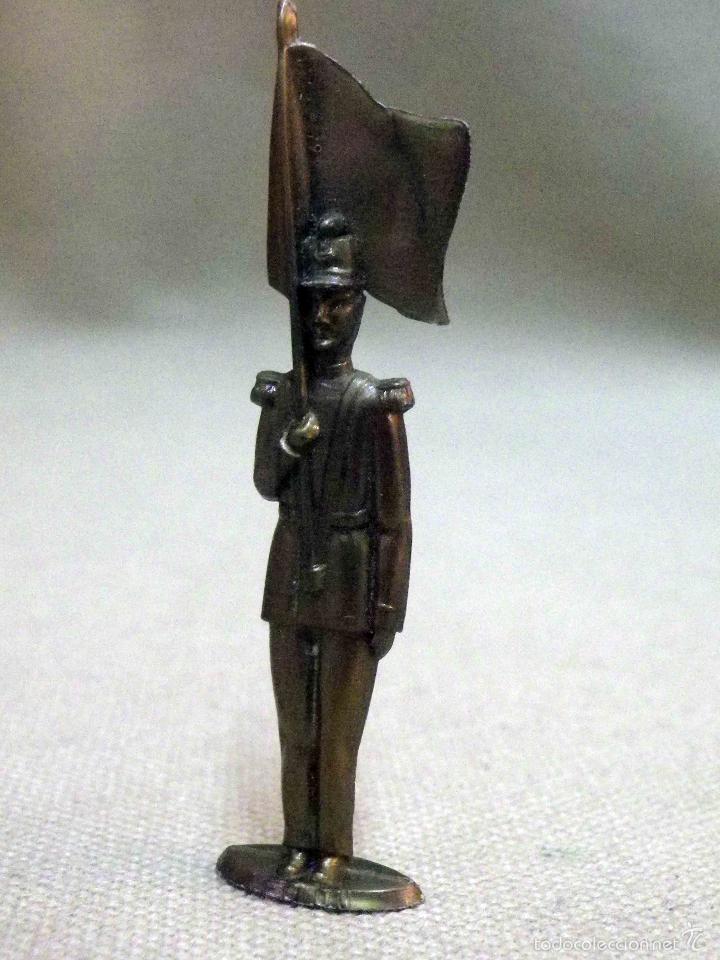 Figuras de goma y PVC: FIGURA DE PLASTICO, POSIBLEMENTE MOKAREX, ABANDERADO, LEGION 1870, FRANCIA