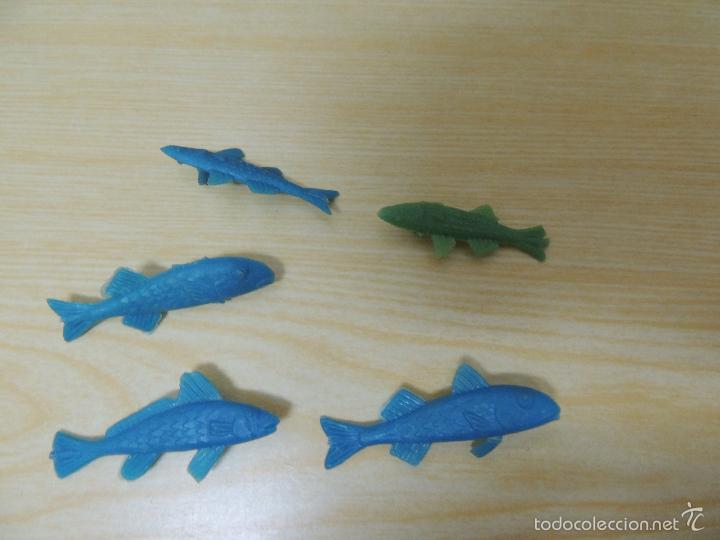 Figuras de goma y PVC: ANTIGUOS PECES DE PLASTICO - Foto 2
