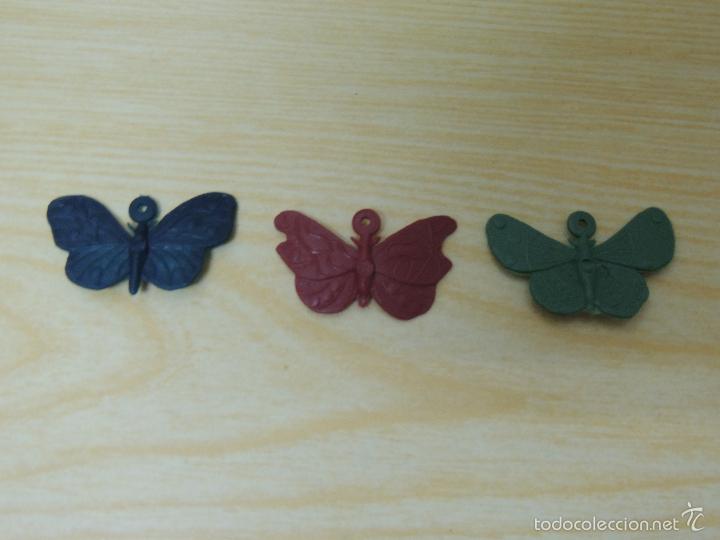 Figuras de goma y PVC: 3 MARIPOSAS DE COLGANTES - Foto 1