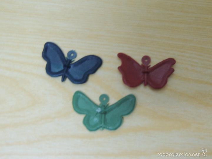 Figuras de goma y PVC: 3 MARIPOSAS DE COLGANTES - Foto 2