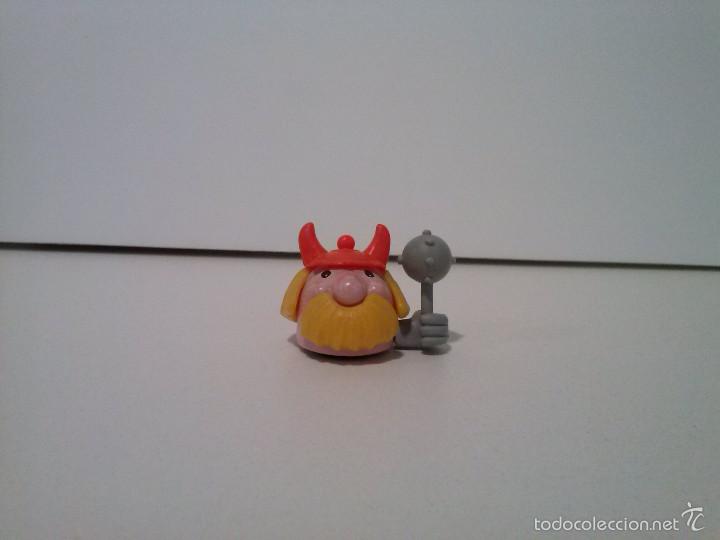 Figurines en Caoutchouc et PVC: figura cabezon ruedas miniatura kinder vikingo casco ferrero huevo sorpresa mu&ntilde;eco