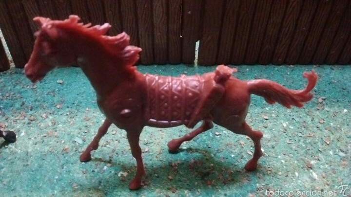 Figuras de goma y PVC: Figuras del Oeste Comansi. Caballos Indios. 65 mm. - Foto 4