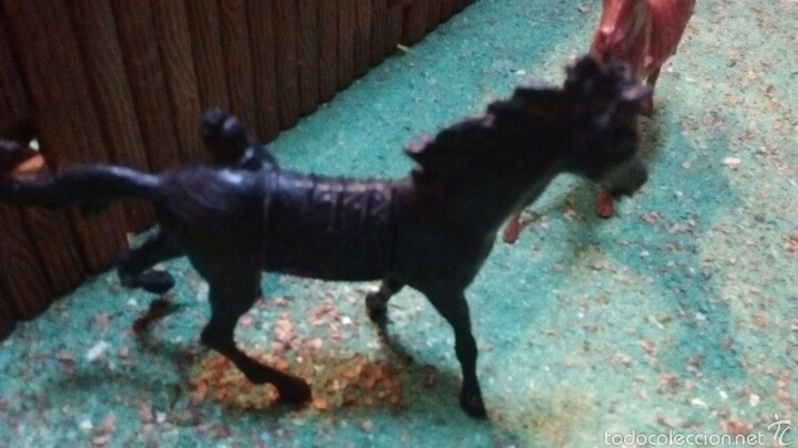 Figuras de goma y PVC: Figuras del Oeste Comansi. Caballos Indios. 65 mm. - Foto 5