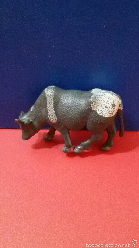 Figuras de goma y PVC: Figura PVC - TORO - Foto 1