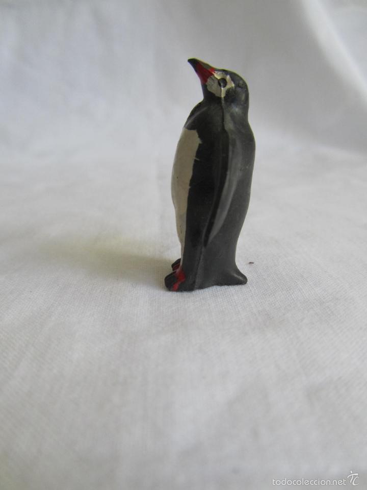 Figuras de goma y PVC: Pinguino de pl&aacute;stico de Pech - Foto 6