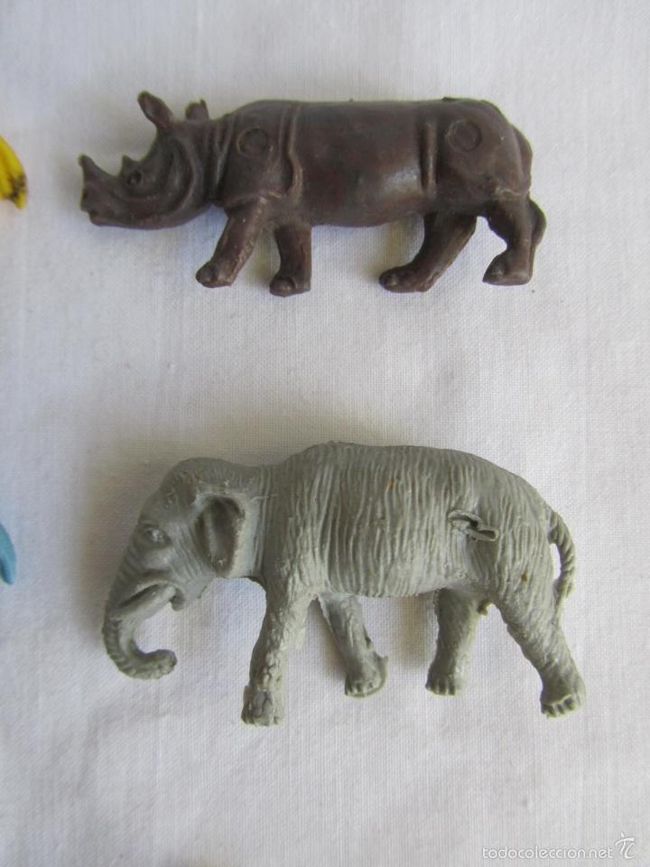 Figuras de goma y PVC: 8 figuras de pl&aacute;stico de animales - Foto 10