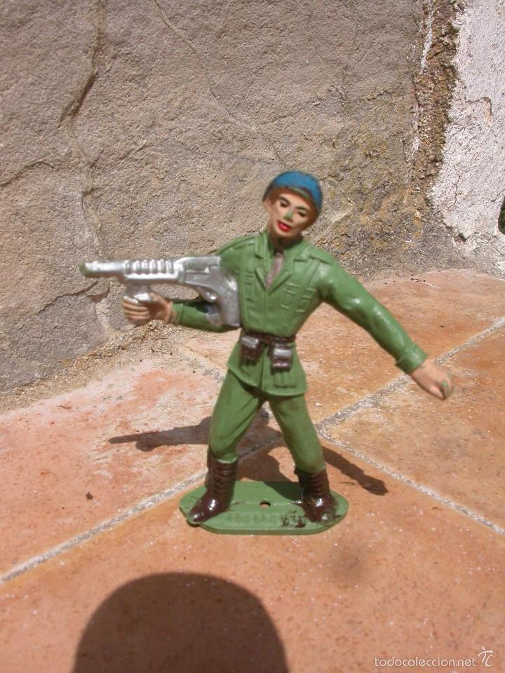 Figuras de goma y PVC: FIGURA COMANSI - Foto 1