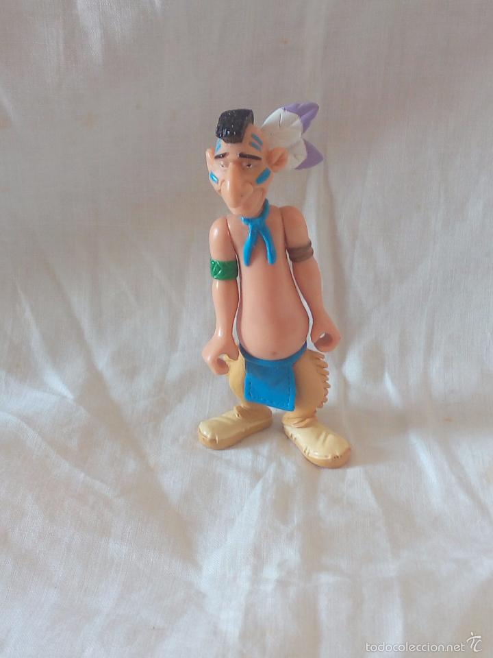 Figuras de goma y PVC: Figura de indio, de Peter Pan. - Foto 1