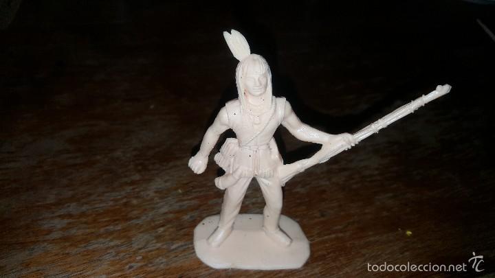 Figuras de goma y PVC: Indio de goma - Foto 2