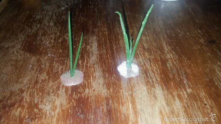 Gummi- und PVC-Figuren: Plantas de goma o plastico para diorama