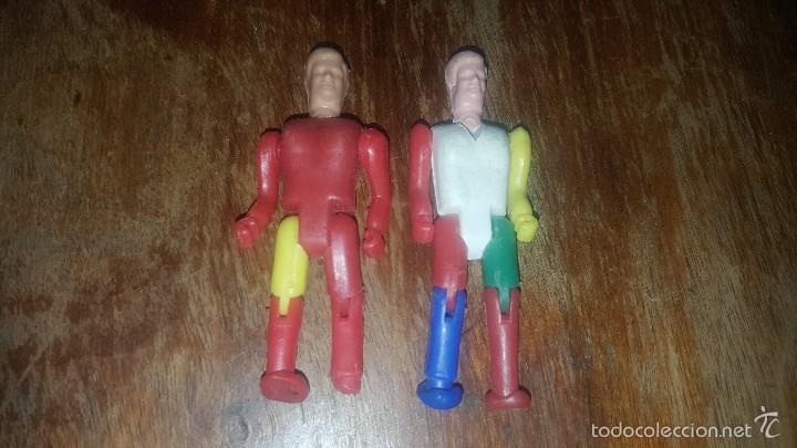 Gummi- und PVC-Figuren: Lote de 2 Mu&ntilde;eco articulable de plastico