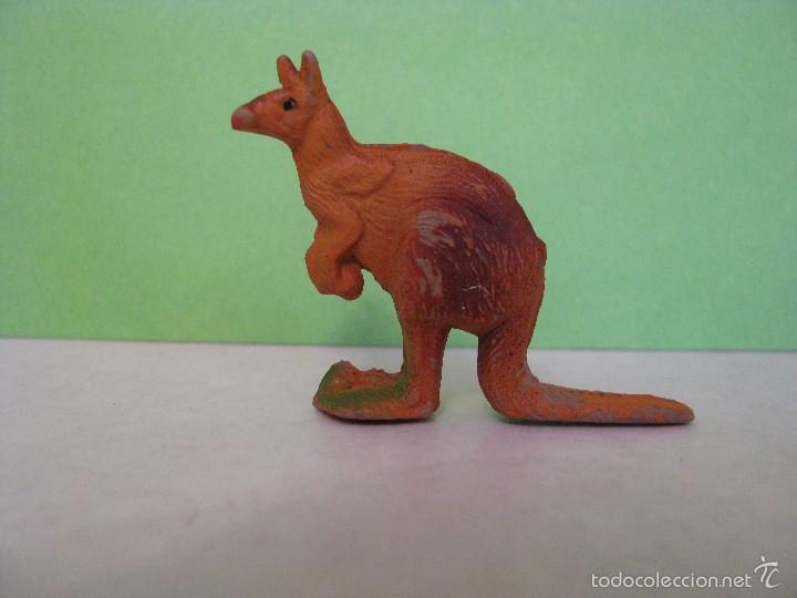 Figuras de goma y PVC: FIGURA DE CANGURO. - Foto 1