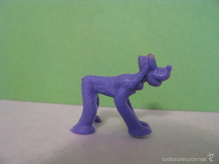 Figuras de goma y PVC: FIGURA DUNKIN DISNEY. PLUTO. MORADA. SIN RABO. - Foto 1