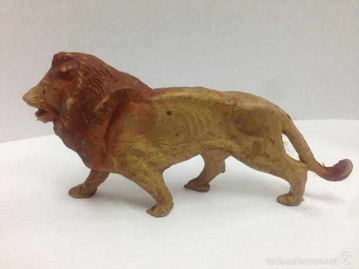 Figuras de goma y PVC: FIGURA DE GOMA LEON DE PECH - Foto 2
