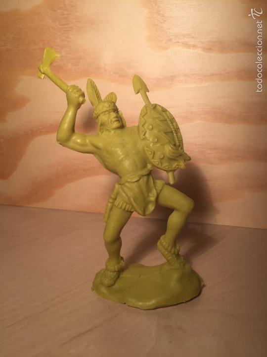 Figuras de goma y PVC: GRAN INDIO LAFREDO MONOCOLOR - Foto 1