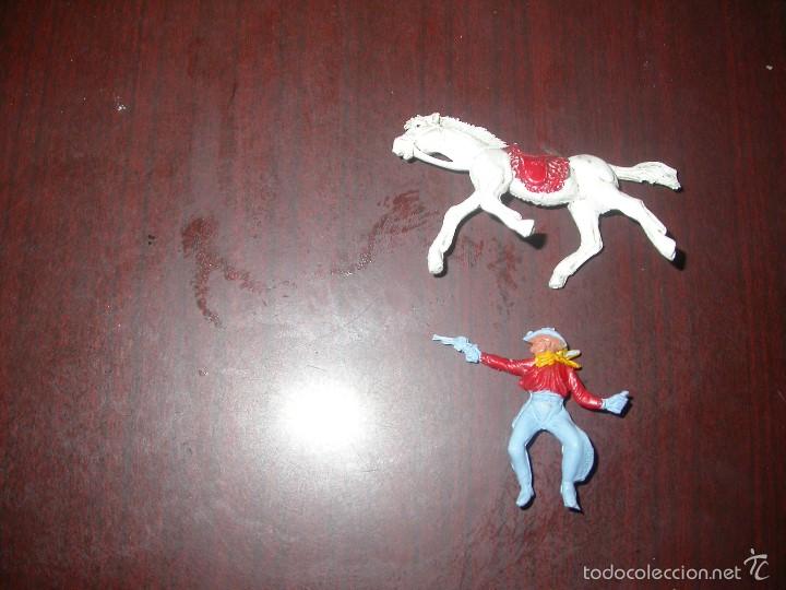 Figuras de goma y PVC: FIGURA JECSAN - Foto 1