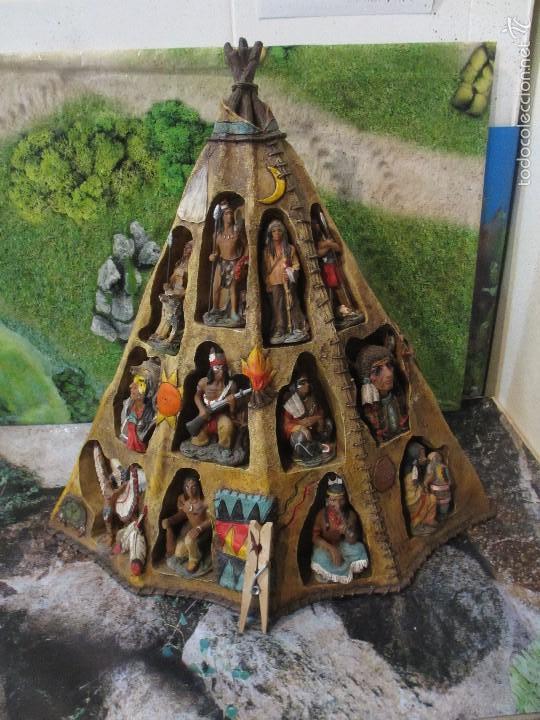 Figuras de goma y PVC: indios de resina y tipi - Foto 1
