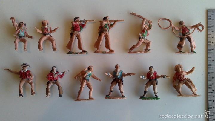 Figuras de goma y PVC: 9 Vaqueros reamsa, original a&ntilde;os 60. - Foto 1