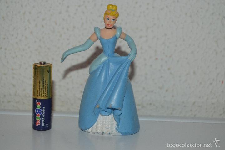 Figuras de goma y PVC: mu&ntilde;eco figura princesa cenicienta disney cmp - Foto 1