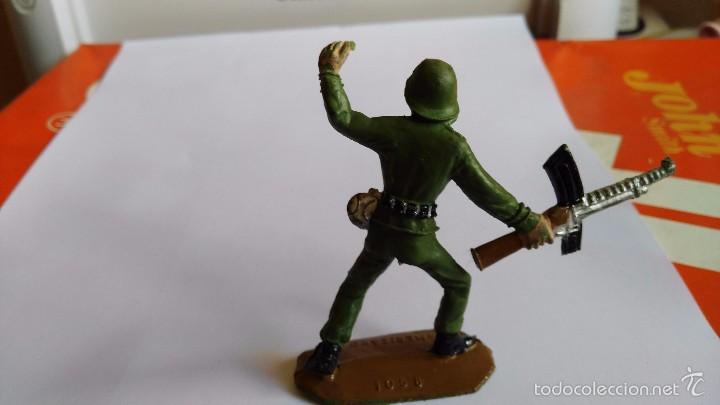Figuras de goma y PVC: figura comansi americano - Foto 2