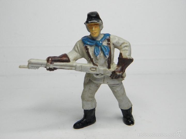 Figuras de goma y PVC: SOLDADO SUDISTA DE COMANSI - Foto 1