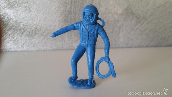 Figuras de goma y PVC: FIGURA ASTRONAUTA PVC - Foto 1