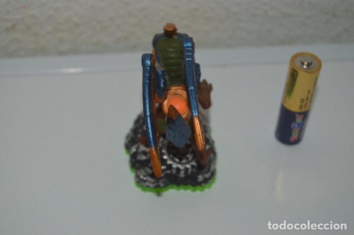 Figuras de goma y PVC: mu&ntilde;eco figura SKYLANDERS activision - Foto 3