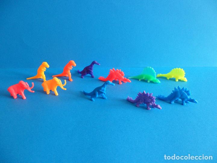 Figuras de goma y PVC: Lote de Dinosaurios de Colecci&oacute;n Premium - Foto 1