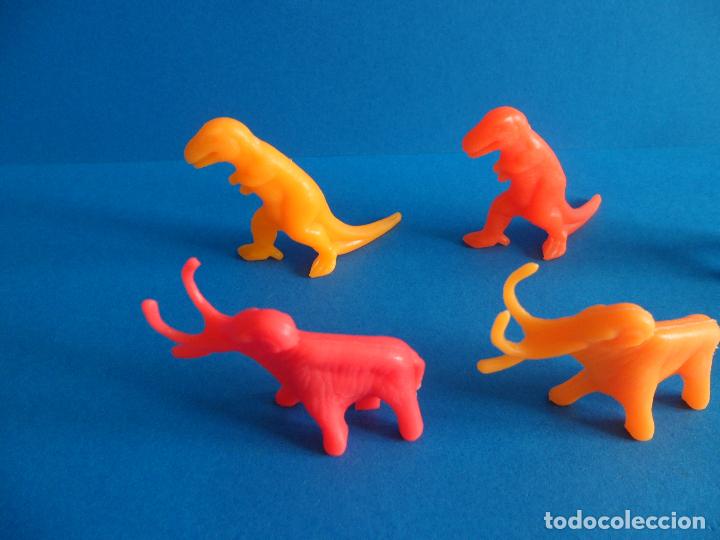 Figuras de goma y PVC: Lote de Dinosaurios de Colecci&oacute;n Premium - Foto 8