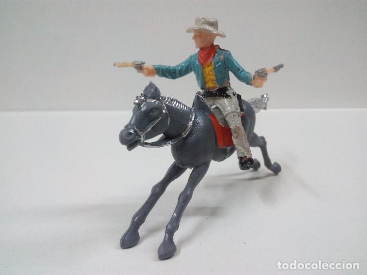 Figuras de goma y PVC: VAQUERO A CABALLO - Foto 1