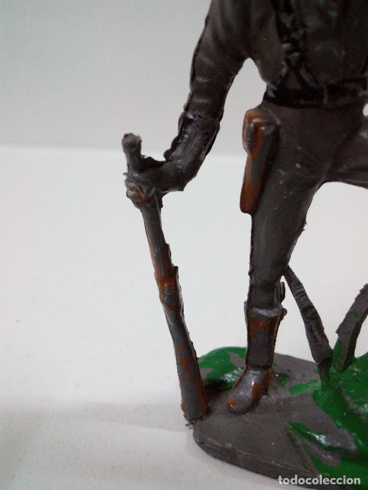 Figuras de goma y PVC: SOLDADO CONFEDERADO CON TROMPETA - Foto 3
