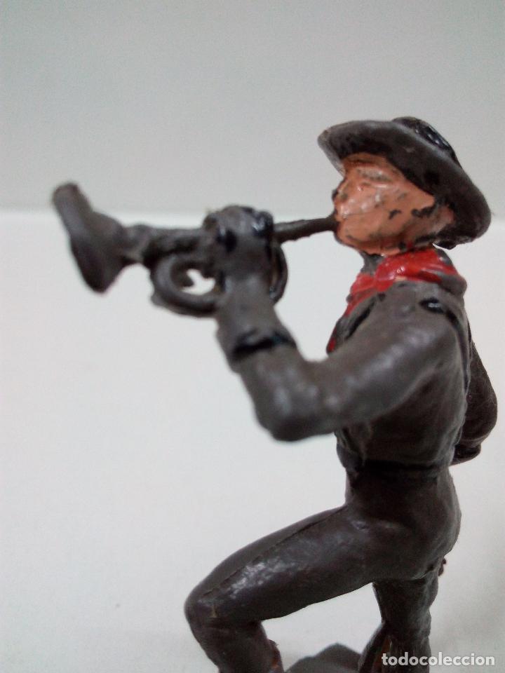 Figuras de goma y PVC: SOLDADO CONFEDERADO CON TROMPETA - Foto 4