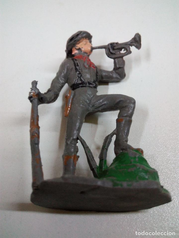 Figuras de goma y PVC: SOLDADO CONFEDERADO CON TROMPETA - Foto 6
