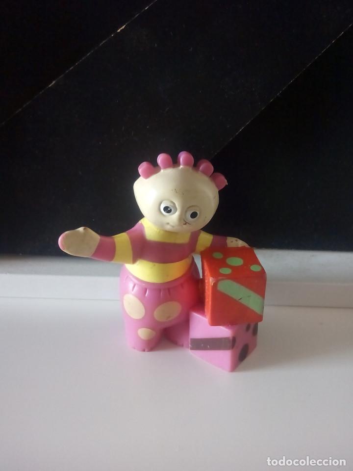 Figuras de goma y PVC: Figura pvc Serie In the Night Garden. De Hasbro.