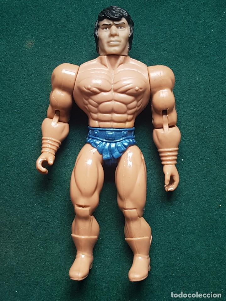 Gummi- und PVC-Figuren: MU&Ntilde;ECO ARTICULADO FORZUDO SUNGOLD GRANDE 14 CTMOS.