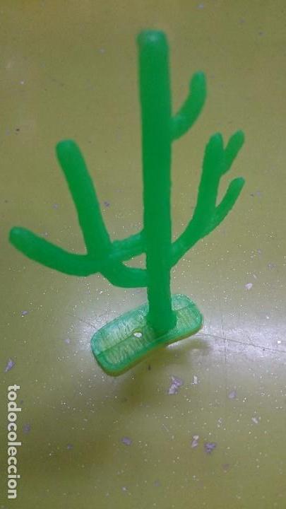 Figuras de goma y PVC: CACTUS VERDE DE COMANSI - Foto 1