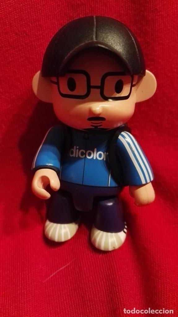 Figure di Gomma e PVC: FIGURA MU&Ntilde;ECO RAYMOND CHOY TOY2R. COLECTION 2006- 6CM. (MINI QUEE EDITION).