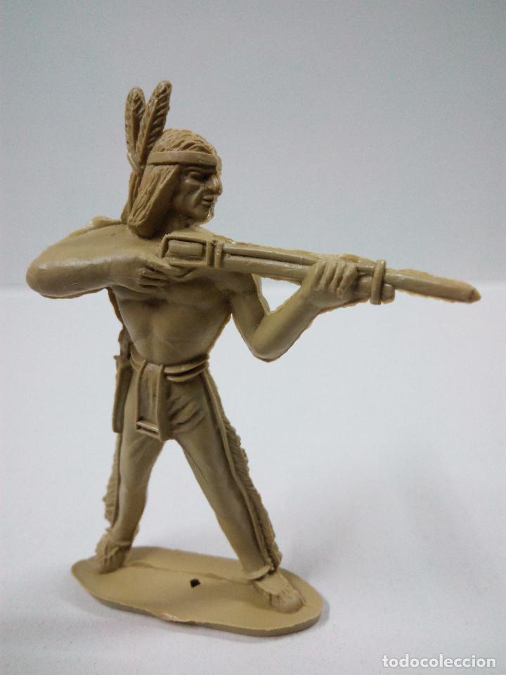 Figuras de goma y PVC: GUERRERO INDIO . COMANSI . MONOCOLOR - Foto 1