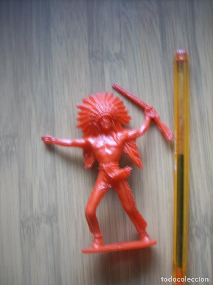 Figuras de goma y PVC: COMANSI indio rojo pl&aacute;stico - Foto 1
