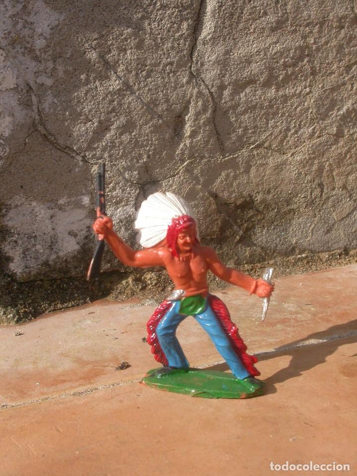 Figuras de goma y PVC: FIGURA SOTORRES - Foto 1