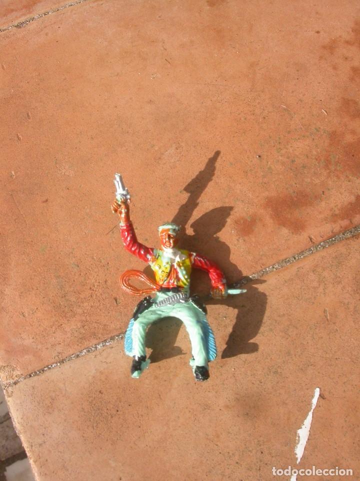 Figuras de goma y PVC: FIGURA SOTORRES - Foto 1