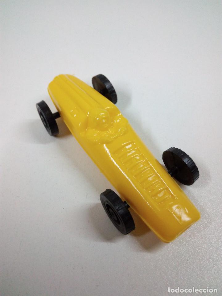 Figuras de goma y PVC: BOLIDO DE CARRERAS . JUGUETE DE KIOSCO . A&Ntilde;OS 70 EN PLASTICO INFLADO