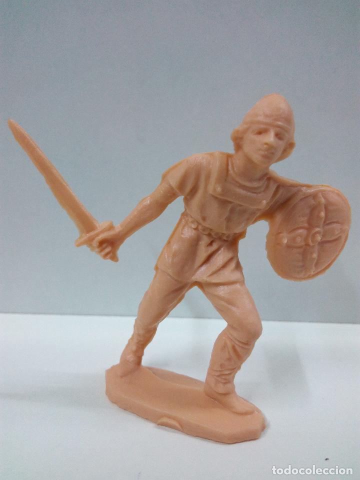 Figuras de goma y PVC: FIGURA REAMSA . MONOCOLOR - Foto 1