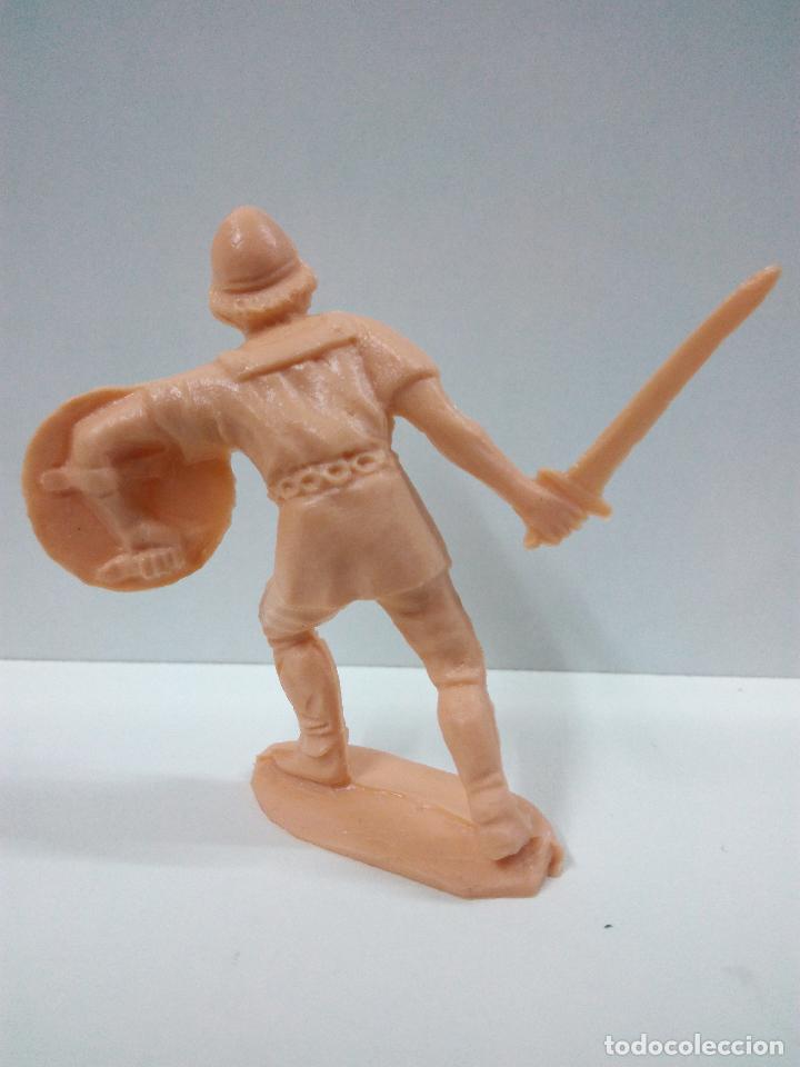 Figuras de goma y PVC: FIGURA REAMSA . MONOCOLOR - Foto 2