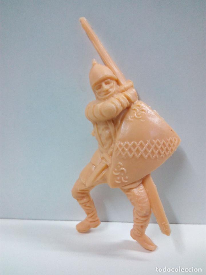 Figuras de goma y PVC: FIGURA PARA CABALLO REAMSA . MONOCOLOR - Foto 1