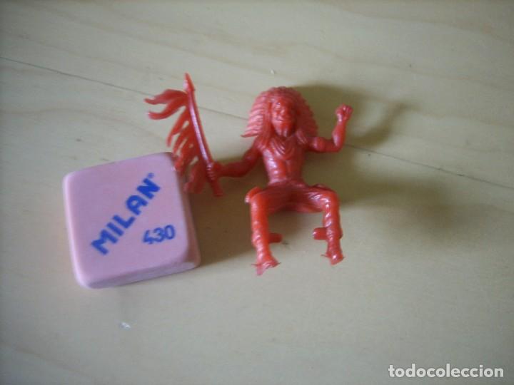 Figuras de goma y PVC: JECSAN INDIO PLASTICO con caballo - Foto 1