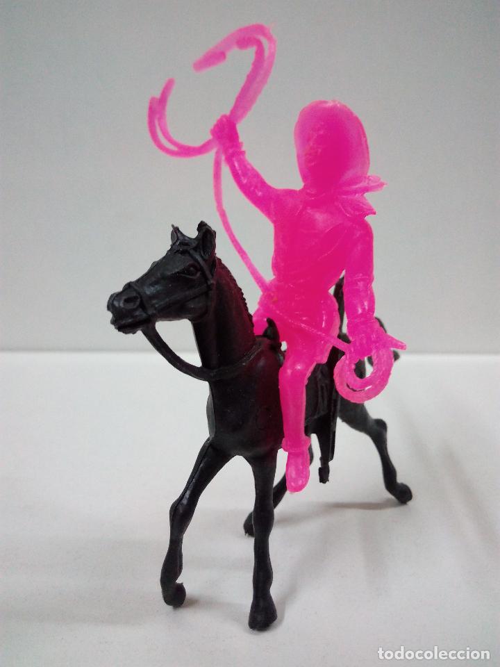 Figuras de goma y PVC: VAQUERO A CABALLO . COMANSI . MONOCOLOR - Foto 2